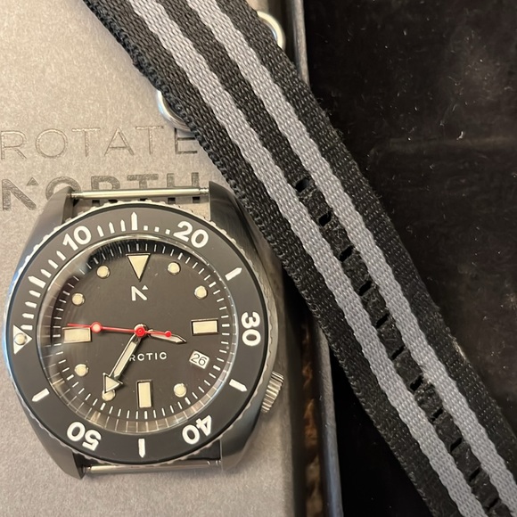 Rotate North “Arctic” dive watch - Picture 4 of 8